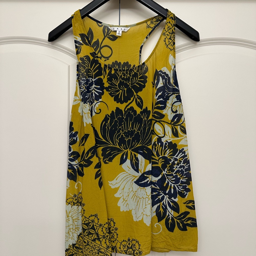 CAbi Silk Blend Bali Floral Tank Style# 286.
